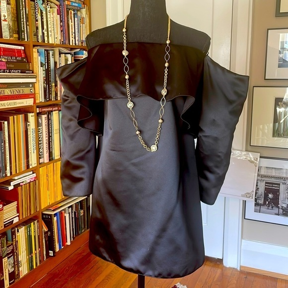 🔥Zara Black Sateen Off-the-Shoulder Top Size Medium🔥 🥳 - Picture 1 of 13